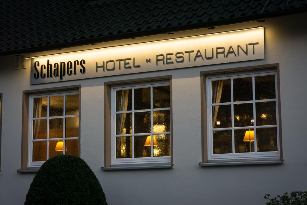 סלה Hotel Schaper מראה חיצוני תמונה