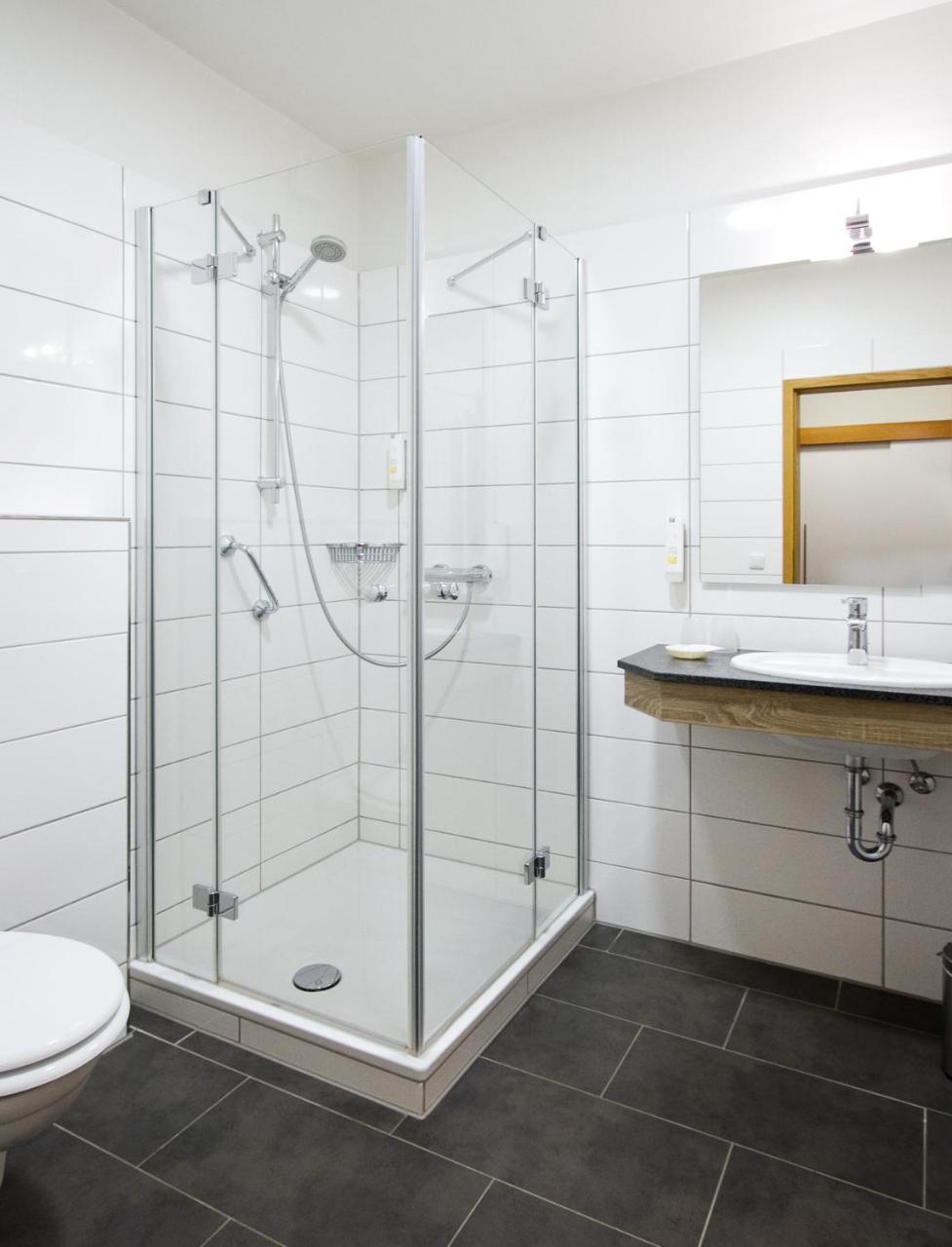 סלה Hotel Schaper מראה חיצוני תמונה