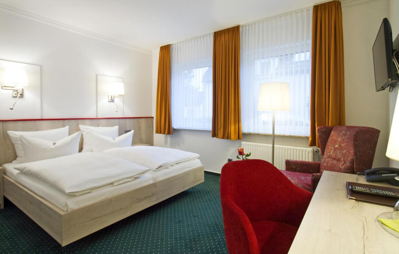 סלה Hotel Schaper מראה חיצוני תמונה